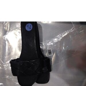 CUSHIONAIRE Women Franca Woven Slide Sandals Dressy,BLACK 7.5